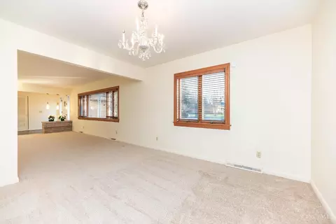 1068 Spruceglen Dr, Cincinnati, OH 45224 photo 10