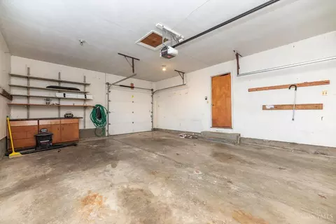 1068 Spruceglen Dr, Cincinnati, OH 45224 photo 40