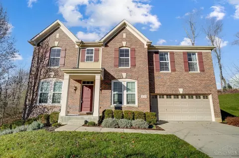 8711 Quietwood Ln, Cleves, OH 45002