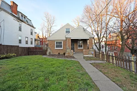3210 Eighth St, Cincinnati, OH 45205 photo 3