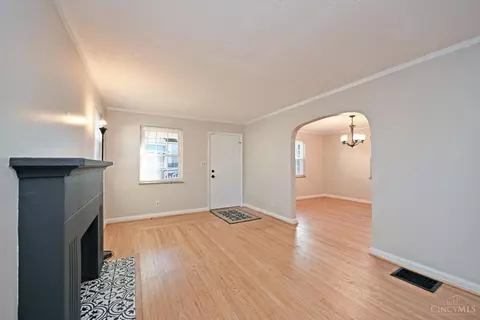 3210 Eighth St, Cincinnati, OH 45205 photo 12