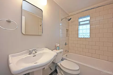3210 Eighth St, Cincinnati, OH 45205 photo 24