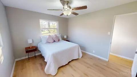 8695 Neptune Dr, Cincinnati, OH 45231 photo 13