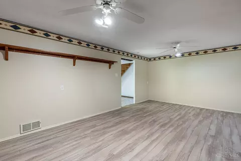 509 Halifax Cir, Cincinnati, OH 45244 photo 20