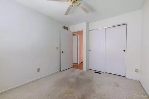 509 Halifax Cir, Cincinnati, OH 45244 photo 18