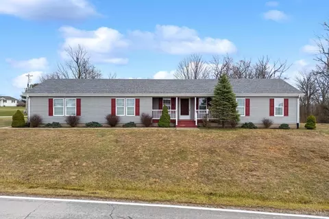 5327 Warlamount Rd, Hillsboro, OH 45133