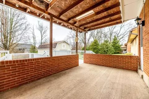 2595 Cornwall Dr, Cincinnati, OH 45231 photo 46