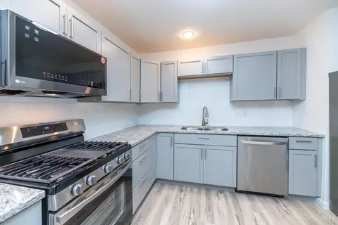 2595 Cornwall Dr, Cincinnati, OH 45231 photo 10