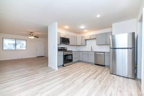 2595 Cornwall Dr, Cincinnati, OH 45231 photo 9