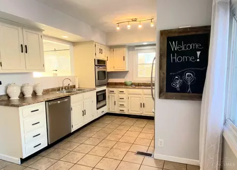 Kitchen - 405 Ingram Rd, Greenhills, OH 45218 photo 3 of 3