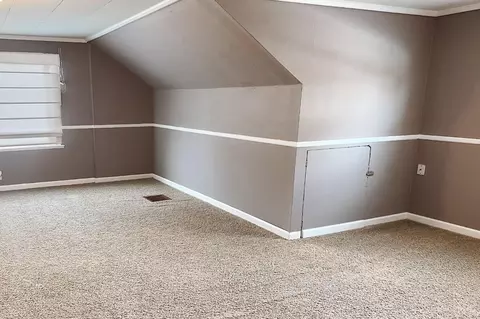 Bedroom - 405 Ingram Rd, Greenhills, OH 45218 photo 2 of 3