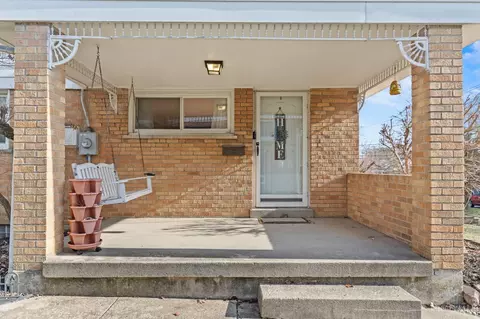 Exterior - 405 Ingram Rd, Greenhills, OH 45218 photo 2 of 4