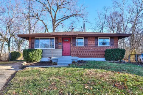 9338 Jericho Dr, Cincinnati, OH 45231
