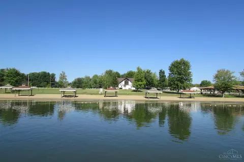 1676 Oder Dr, Perry Twp, OH 45118 photo 6