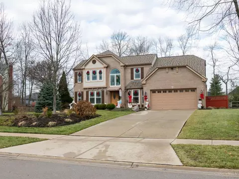 1222 Colonel Clopp Ct, Loveland, OH 45140