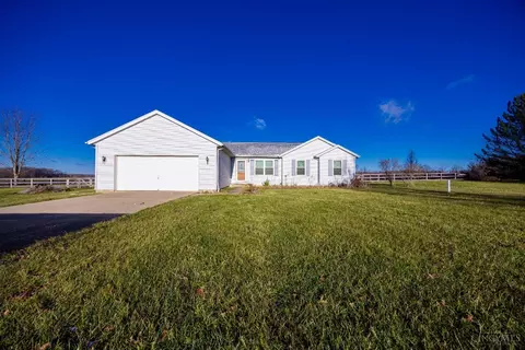 2528 St Rt 133, Blanchester, OH 45107