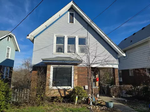 2346 Glenside Ave, Norwood, OH 45212