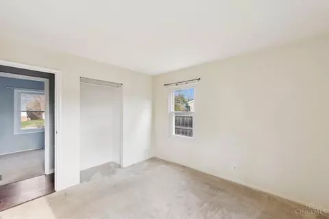 Bedroom - 583 Beech Ct, Cincinnati, OH 45245 photo 4 of 12