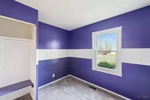 Bedroom - 583 Beech Ct, Cincinnati, OH 45245 photo 6 of 12