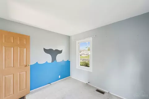 Bedroom - 583 Beech Ct, Cincinnati, OH 45245 photo 10 of 12