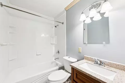 Bath - 583 Beech Ct, Cincinnati, OH 45245 photo 1 of 3