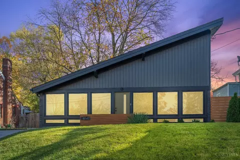 Exterior - 6142 Hedge Ave, Cincinnati, OH 45213 photo 7 of 7