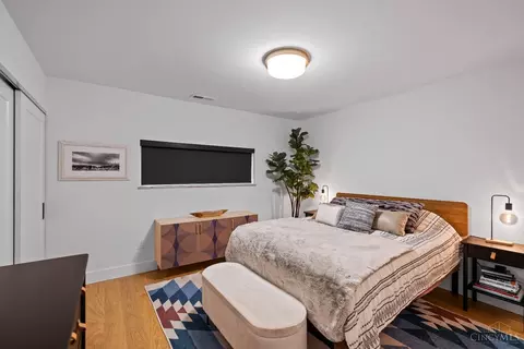 Bedroom - 6142 Hedge Ave, Cincinnati, OH 45213 photo 2 of 5