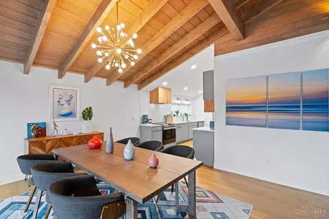 Dining - 6142 Hedge Ave, Cincinnati, OH 45213 photo 2 of 5
