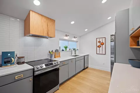 Kitchen - 6142 Hedge Ave, Cincinnati, OH 45213 photo 1 of 5