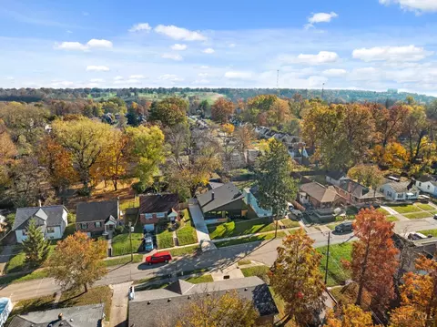 View/Area - 6142 Hedge Ave, Cincinnati, OH 45213 photo 2 of 4