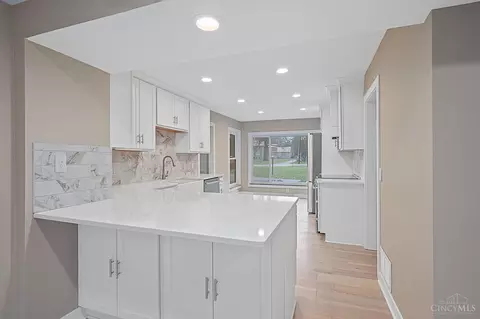 2581 Section Rd, Amberley, OH 45237 photo 12