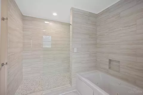 2581 Section Rd, Amberley, OH 45237 photo 34