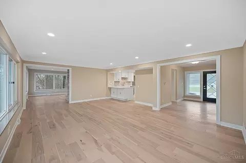 2581 Section Rd, Amberley, OH 45237 photo 7