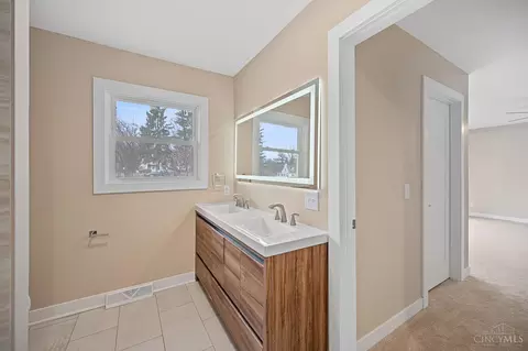 2581 Section Rd, Amberley, OH 45237 photo 33