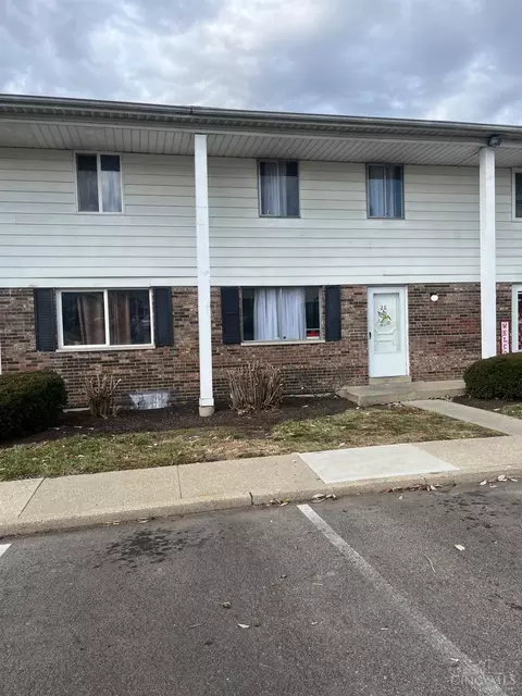 1570 Meredith Dr #28, Cincinnati, OH 45231