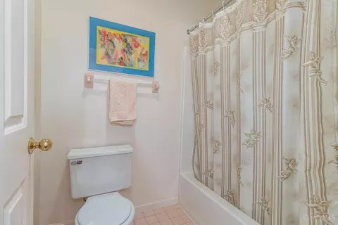 Bath - 3632 Mohler Rd, Blue Ash, OH 45241 photo 7 of 8