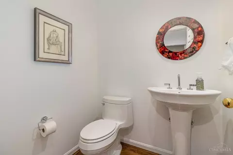 Bath - 3632 Mohler Rd, Blue Ash, OH 45241 photo 1 of 8