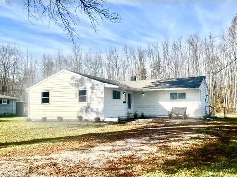 2436 St Rt 131, Goshen, OH 45122