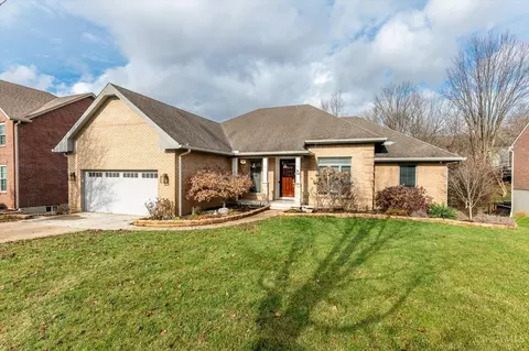 1252 Rosetree Dr, Milford, OH 45150