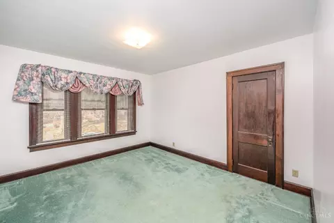 3724 Carson Ave, Cheviot, OH 45211 photo 12