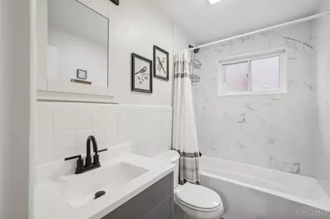 1042 Jonquil Ln, Cincinnati, OH 45231 photo 23