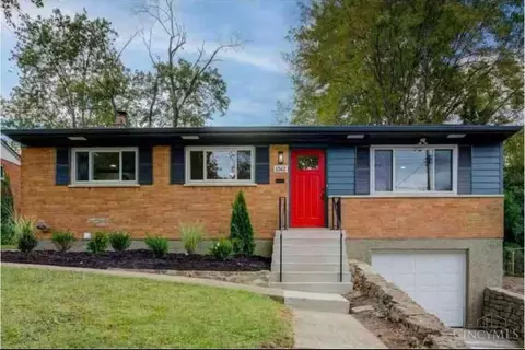 1042 Jonquil Ln, Cincinnati, OH 45231