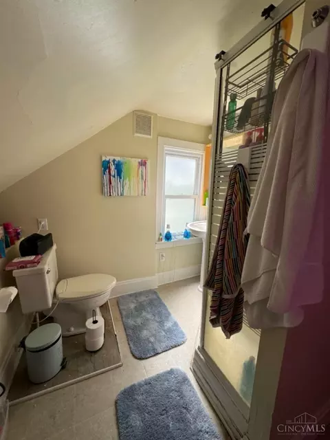 Bath - 2316 Sauer Ave, Cincinnati, OH 45219 photo 1 of 1