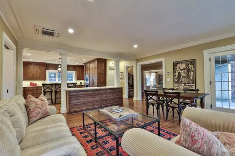 Living - 1221 Edwards Rd, Cincinnati, OH 45208 photo 4 of 6