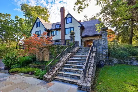 Exterior - 1221 Edwards Rd, Cincinnati, OH 45208 photo 23 of 23