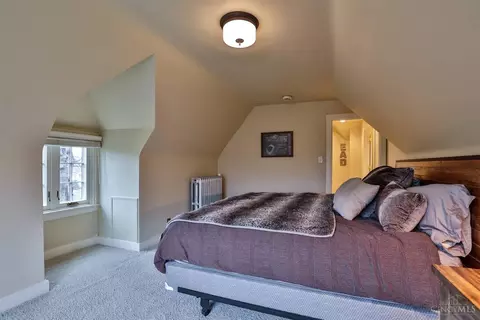 Bedroom - 1221 Edwards Rd, Cincinnati, OH 45208 photo 6 of 7