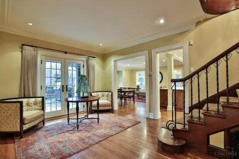 Entry Way - 1221 Edwards Rd, Cincinnati, OH 45208 photo 5 of 5