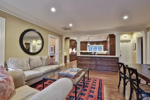 Living - 1221 Edwards Rd, Cincinnati, OH 45208 photo 5 of 6