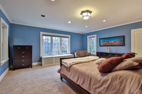Bedroom - 1221 Edwards Rd, Cincinnati, OH 45208 photo 4 of 7