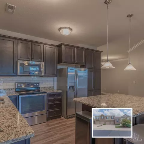 8216 Bridge Point Dr, Cincinnati, OH 45248